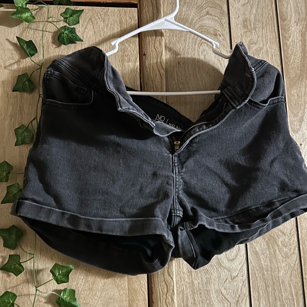 No Boundaries Jean Shorts 12